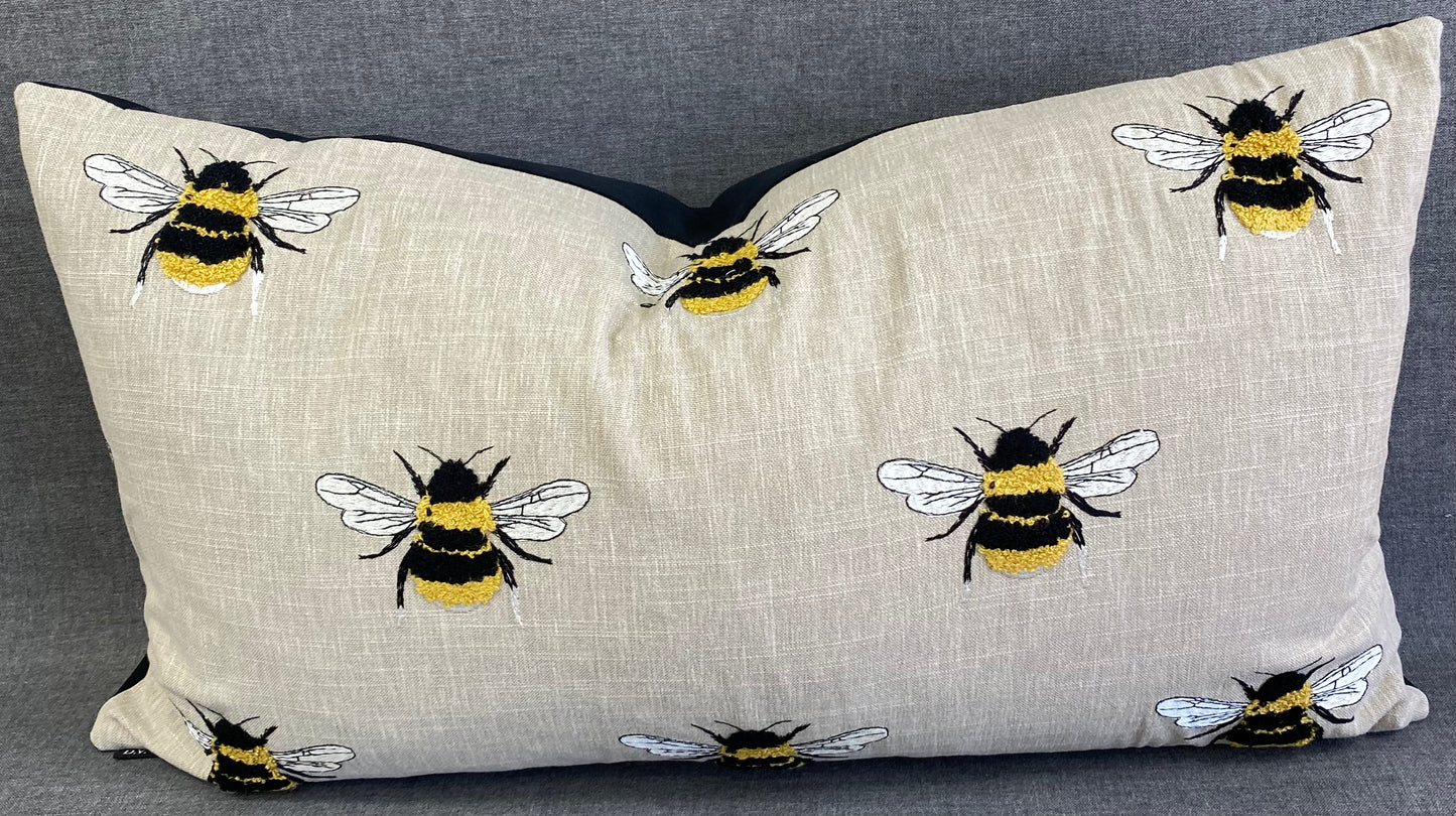 Busy Bee Linen Lumbar- 24" x 14"