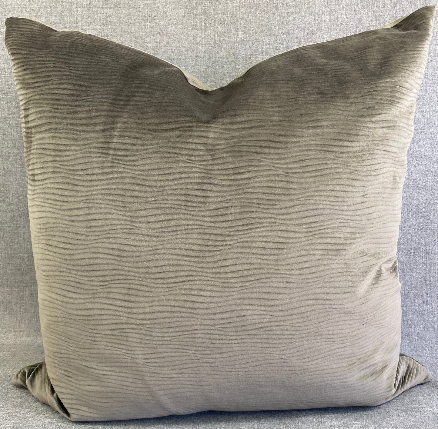 Luxury Pillow - 24” x 24” - Stream Granite