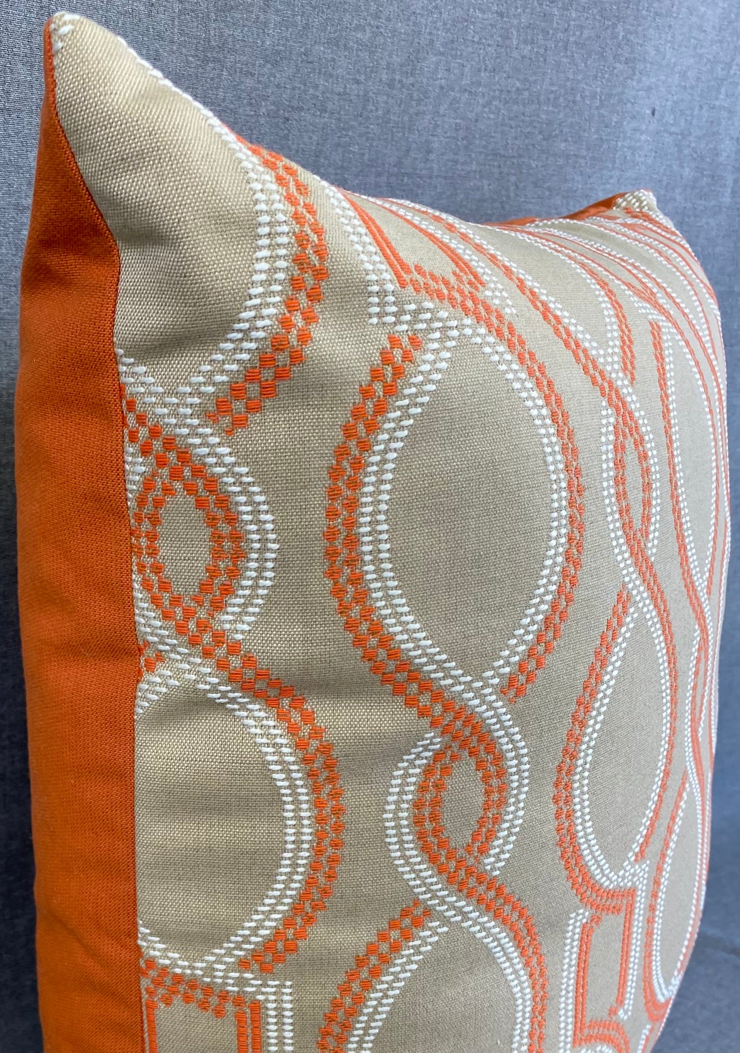 ODSQ Twist Orange Outdoor 22" x 22"