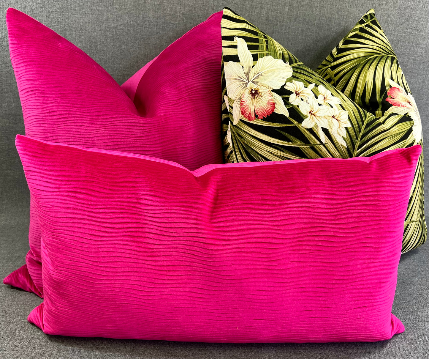 Luxury Pillow - 24” x 24” - Stream Fuchsia