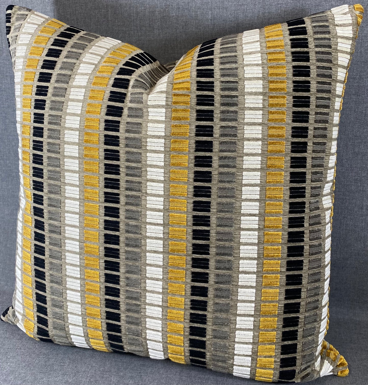 Luxury Pillow - 24" x 24" - Noir Grid