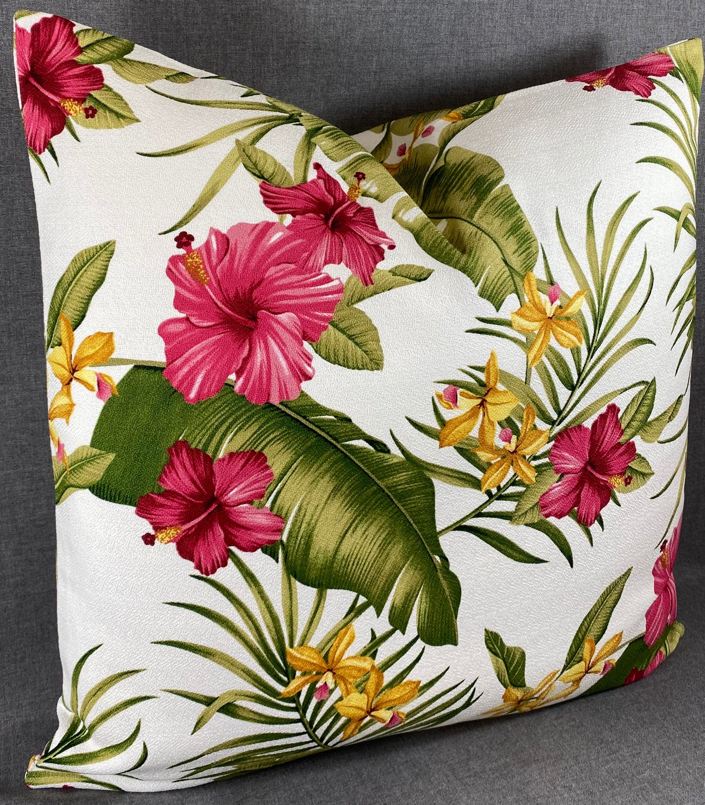 Luxury Pillow - 24" x 24" - Maui