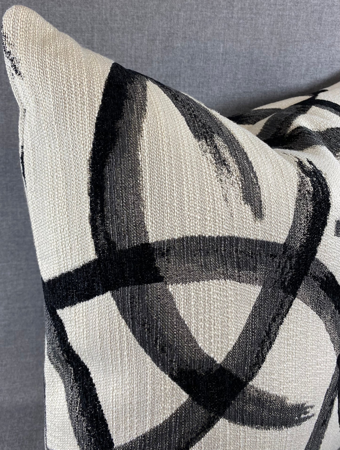 Luxury Pillow - 24" x 24" - Enso Zinc