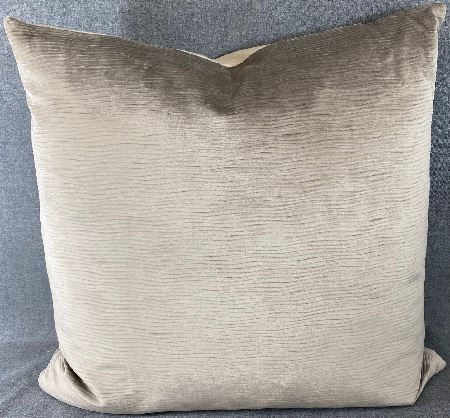 Luxury Pillow - 24” x 24” - Stream Mushroom