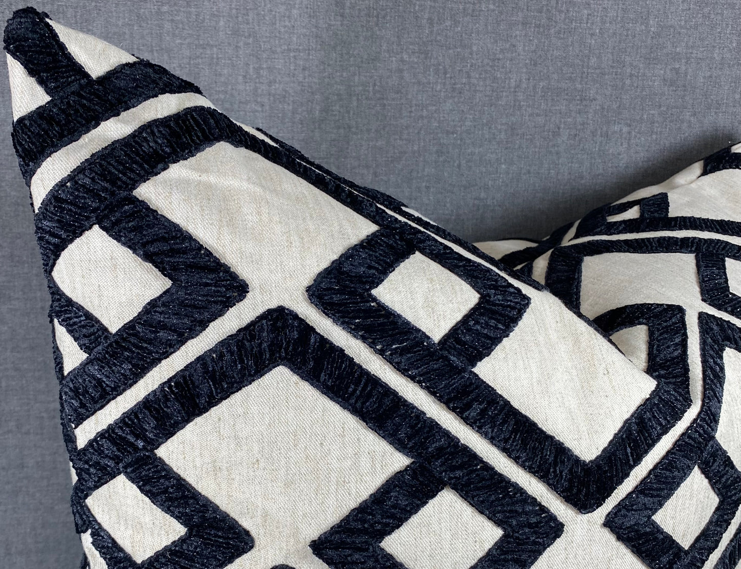 Luxury Pillow 24" x 24"- Accolade Onyx