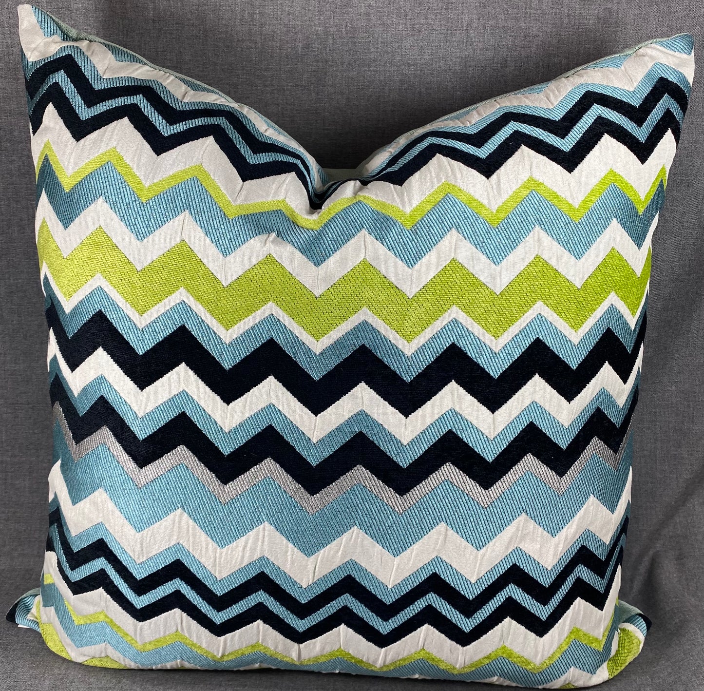 Luxury Pillow - 24" x 24" - Chevron Aqua