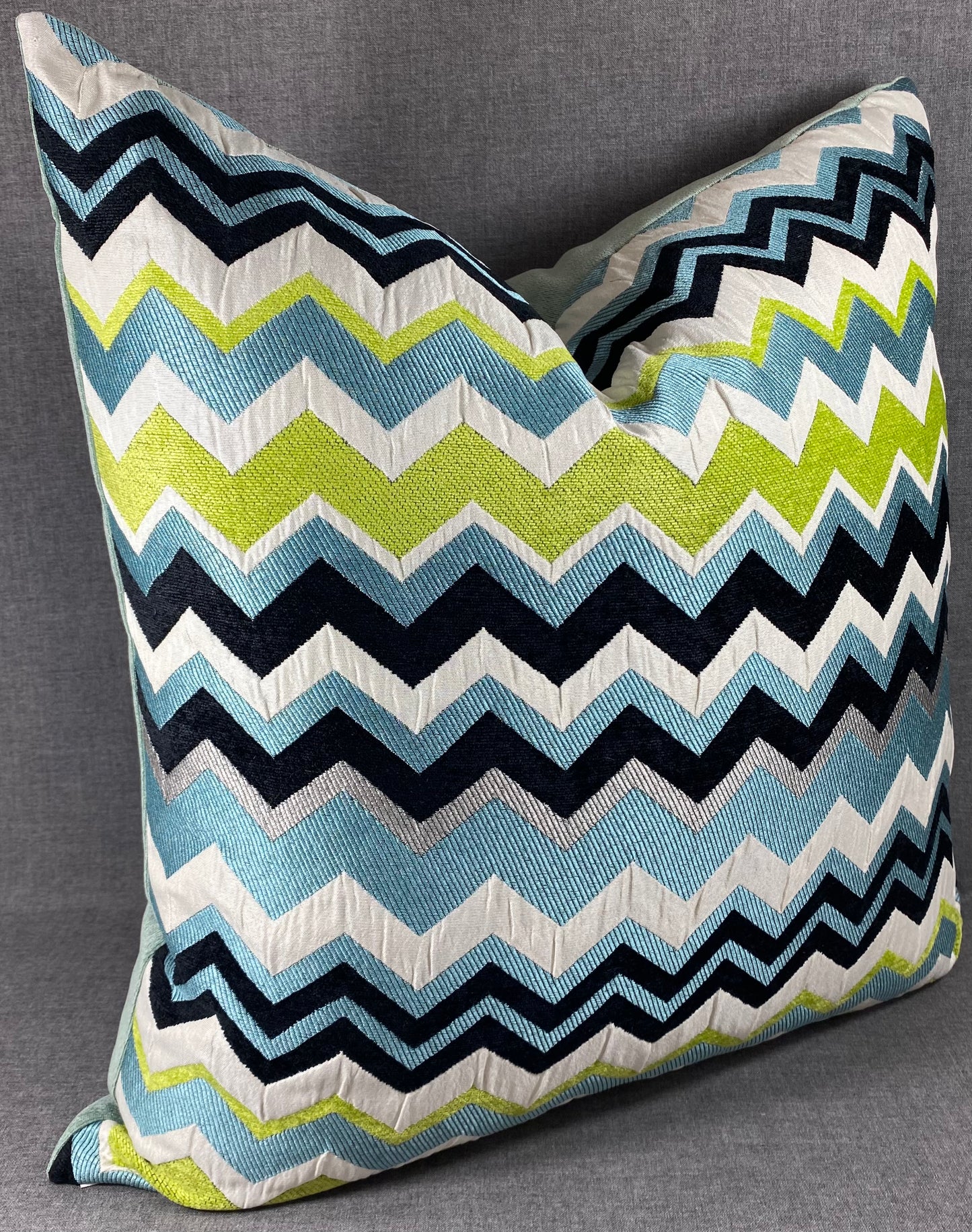 Luxury Pillow - 24" x 24" - Chevron Aqua