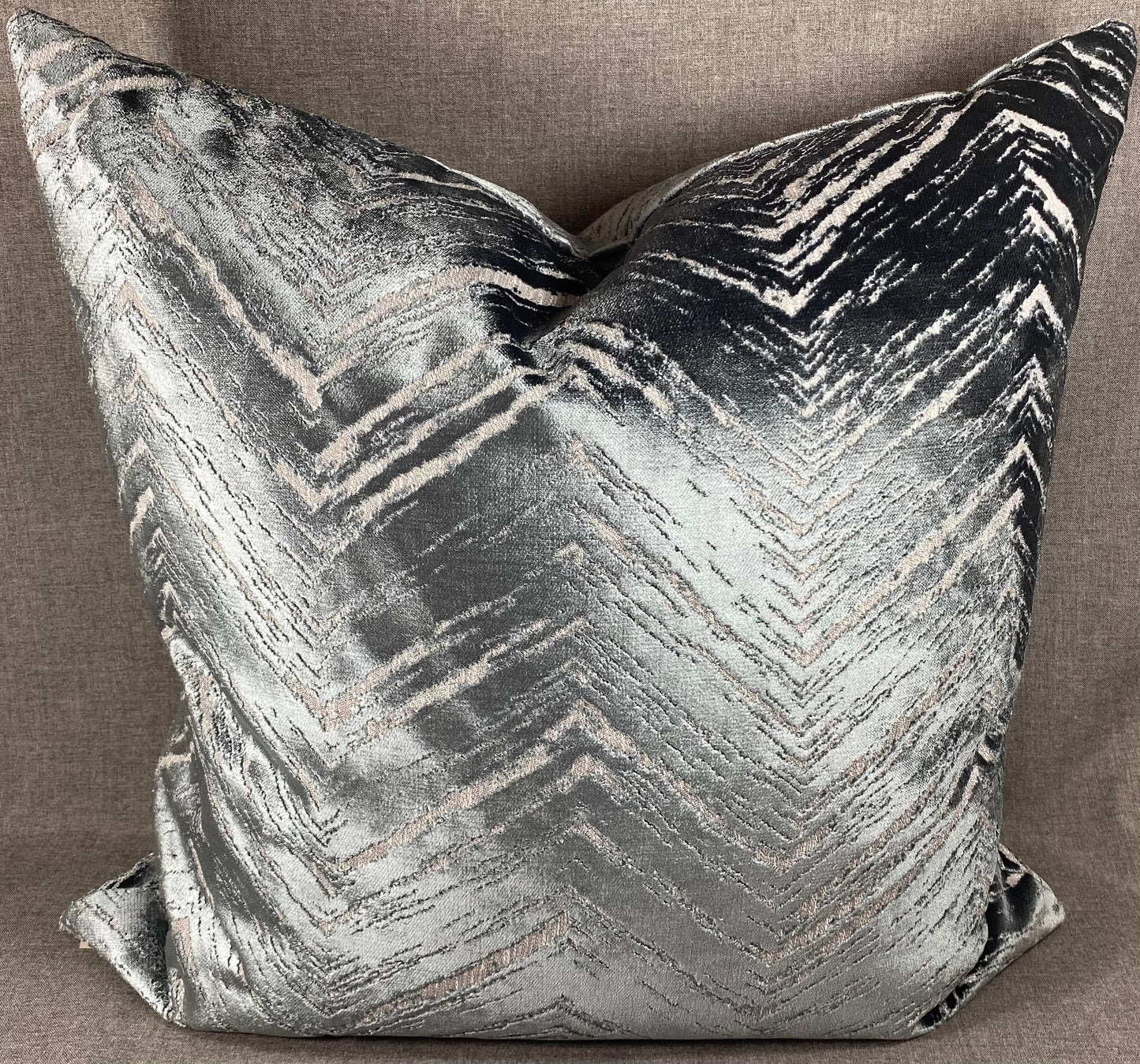 Luxury Pillow - 24" x 24" - Zermatt-Blue