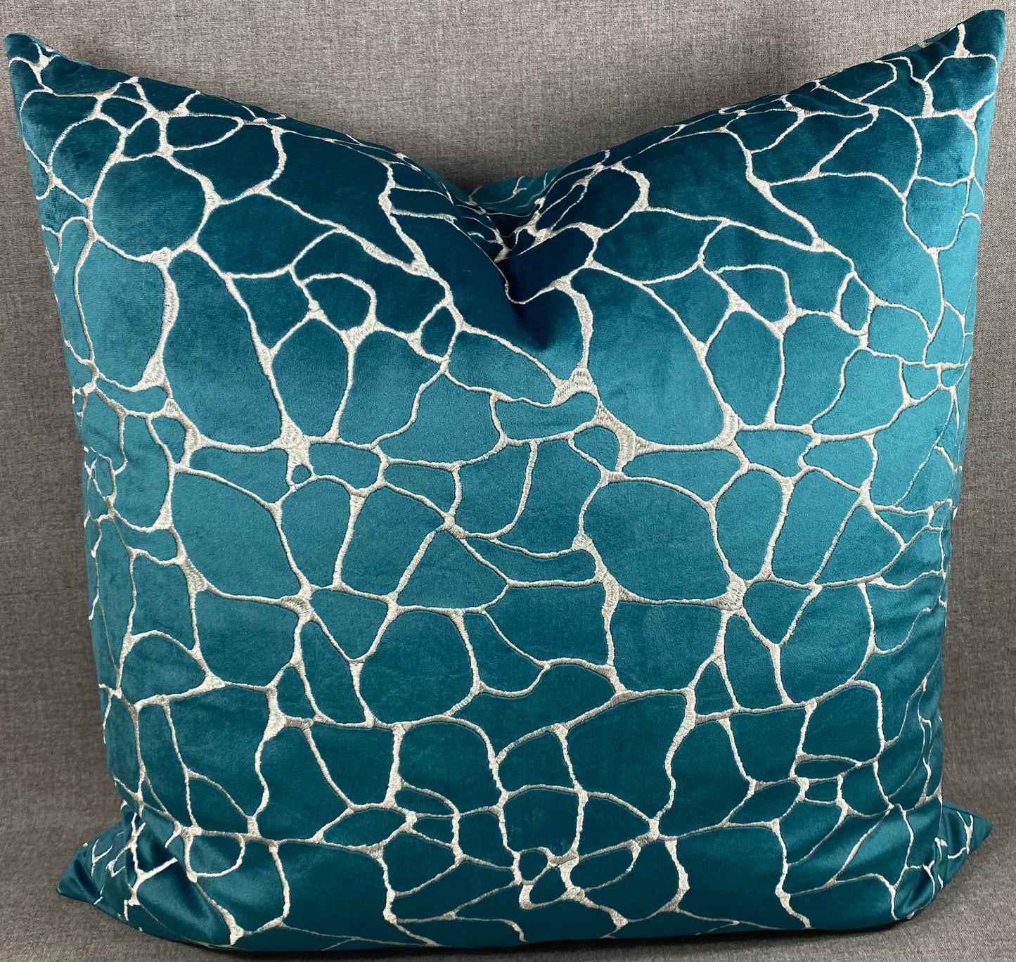 Luxury Pillow - 24" x 24" - Dare Laguna