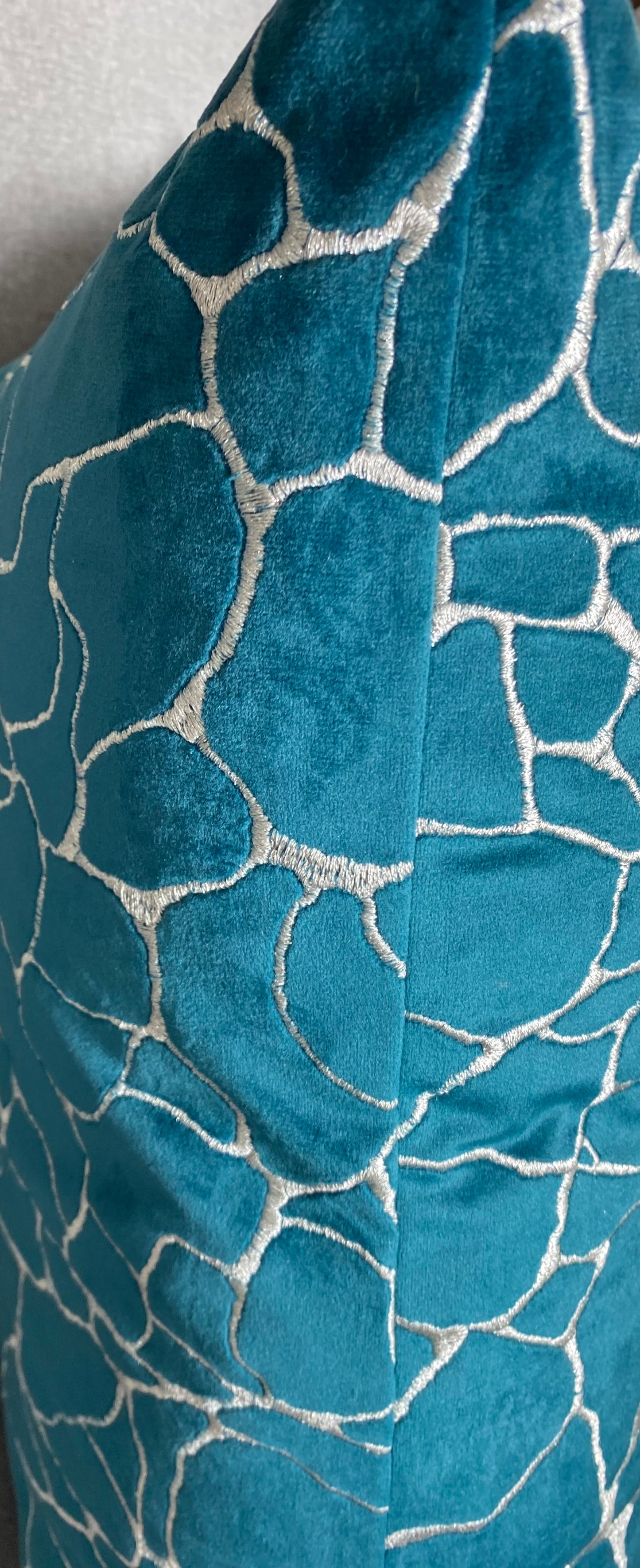 Luxury Pillow - 24" x 24" - Dare Laguna