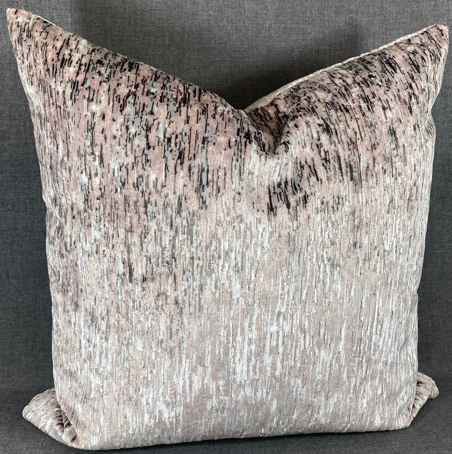 Luxury Pillow - 24" x 24" - Yanbu Blush