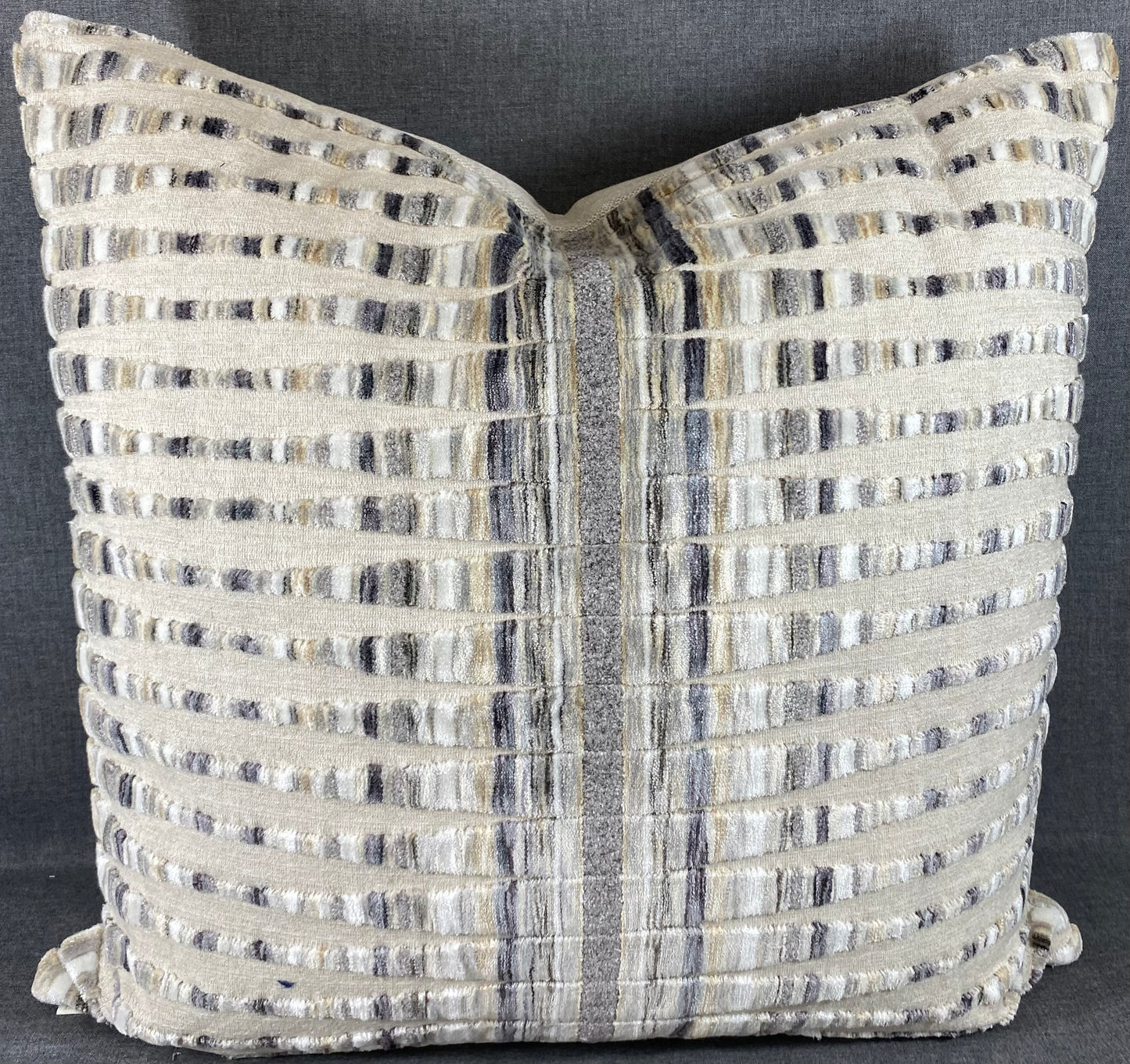 Luxury Pillow - 24” x 24” - Knock Out Sandstone
