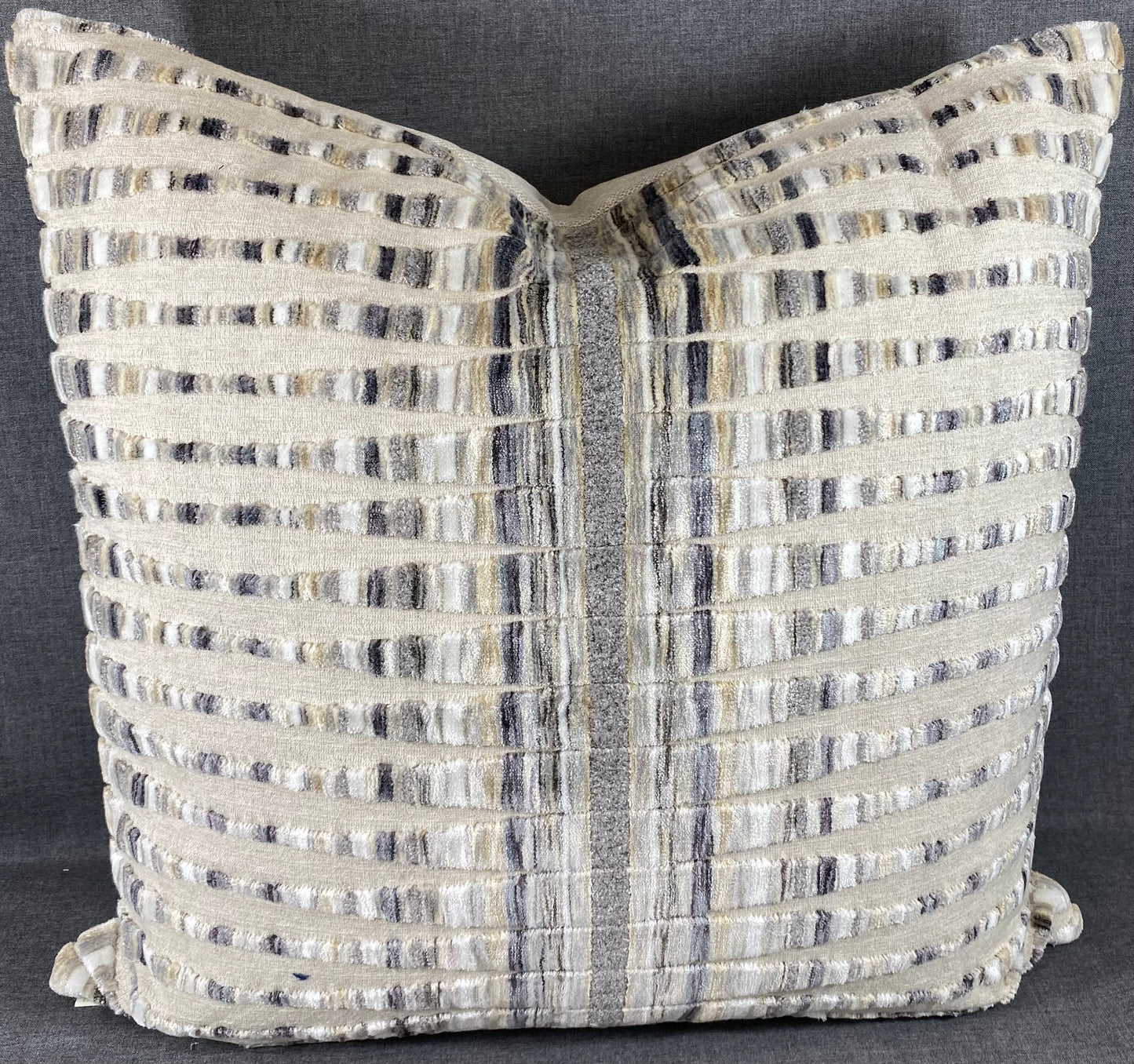 Luxury Pillow - 24” x 24” - Knock Out Sandstone