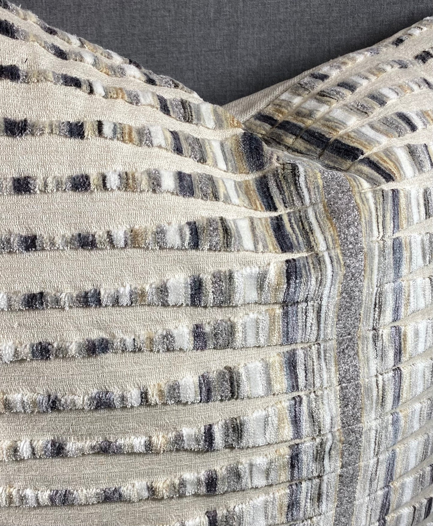 Luxury Pillow - 24” x 24” - Knock Out Sandstone