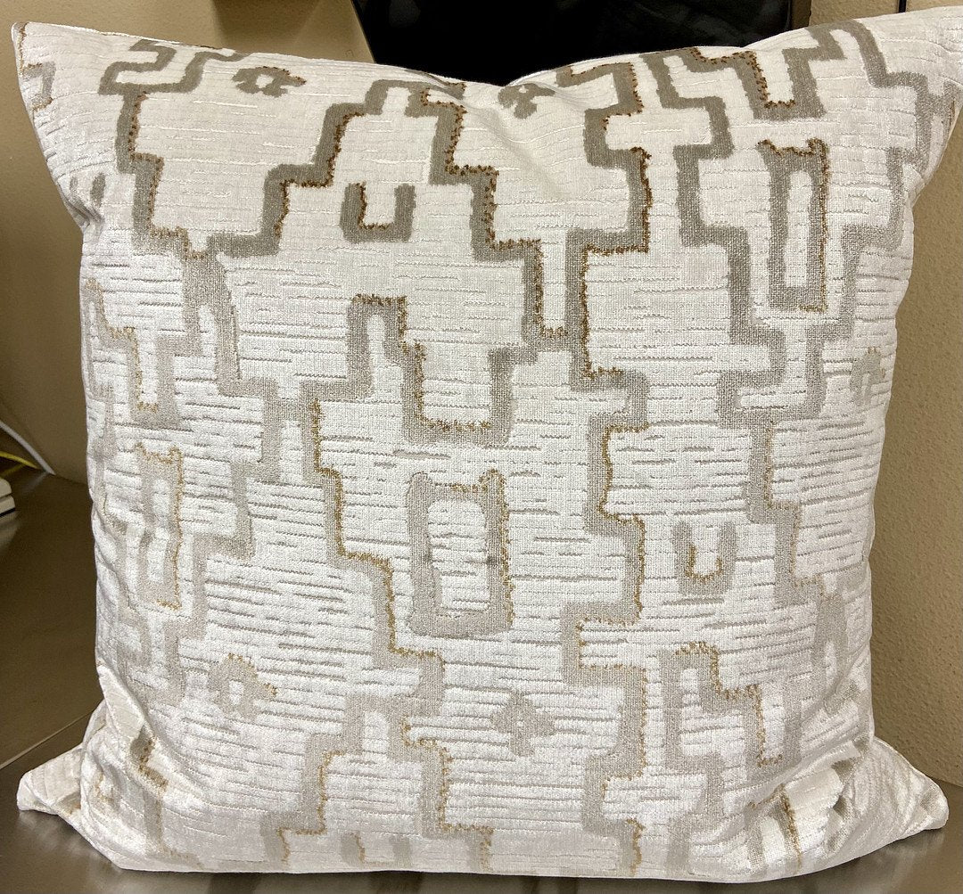 Luxury Pillow 24” x 24” - Manhattan Pearl