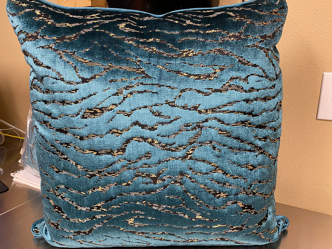 REDUCED TO CLEAR Luxury Pillow - 24" x 24" - Tiger Teal