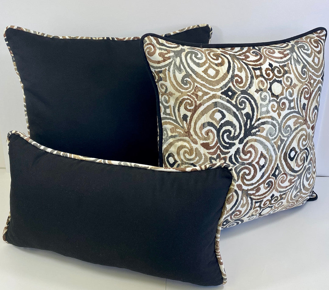 Luxury Outdoor Pillow - 22" x 22" - Montecito - Black Gate