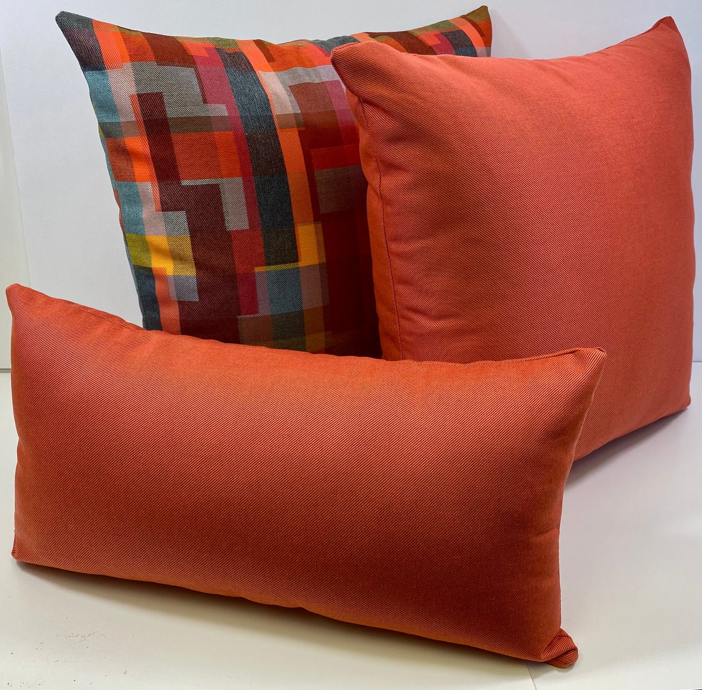 Luxury Outdoor Pillow - 22" x 22" - Madras - Sangria