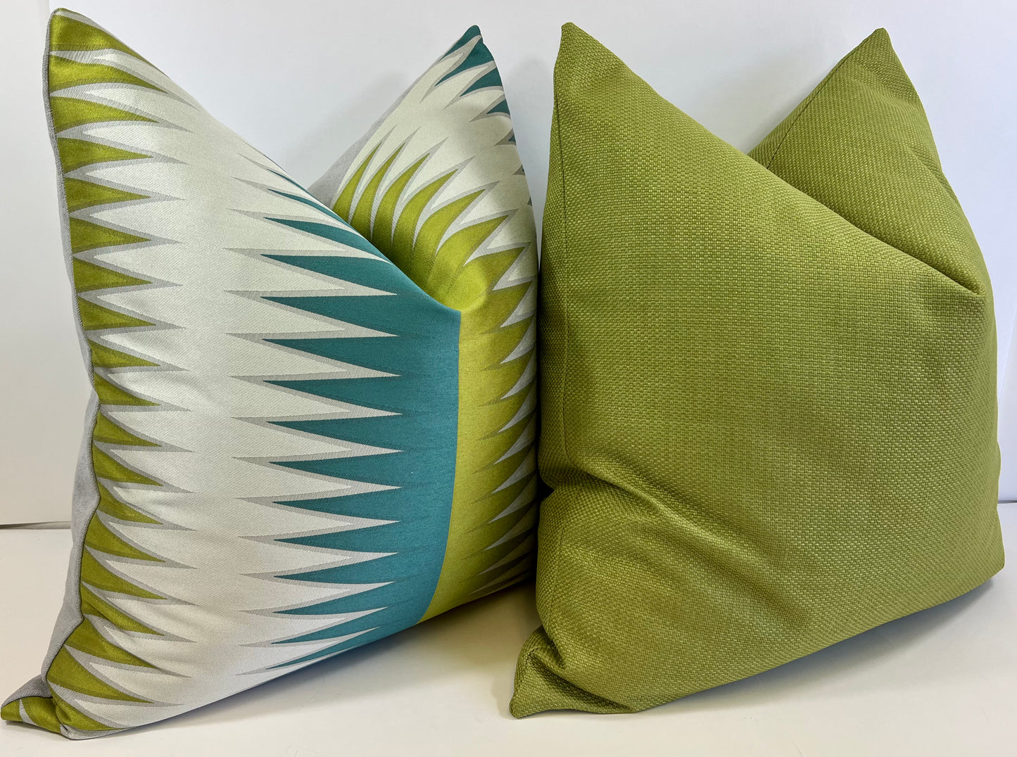 Luxury Pillow - 24" x 24" - Vamanos-Carribbean