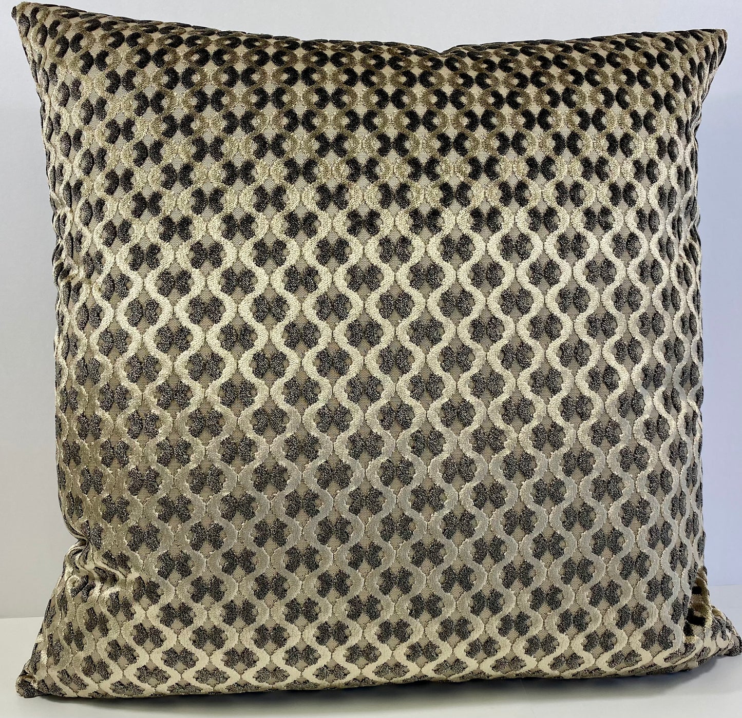 Luxury Pillow -  24" x 24" -  5th Ave