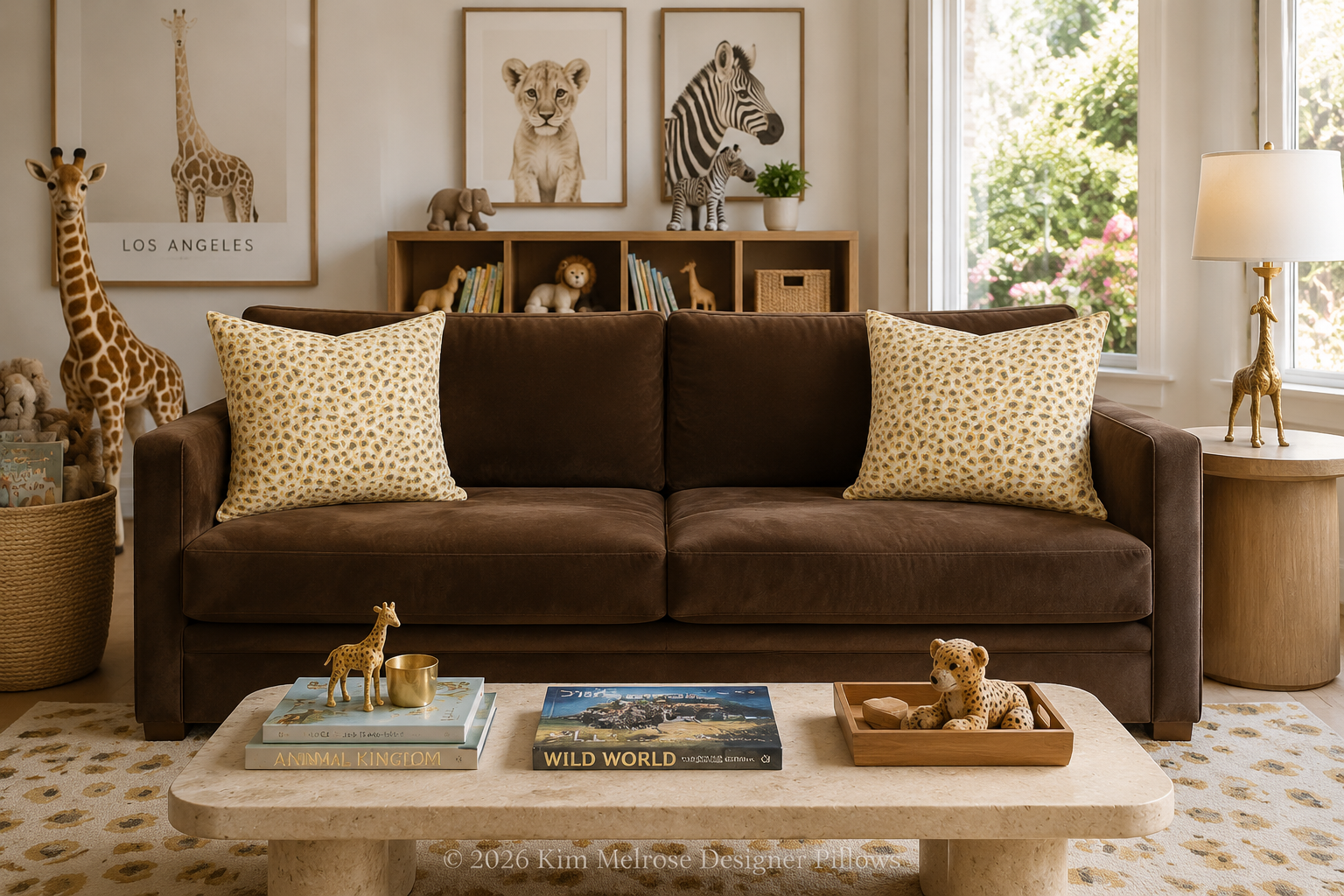Luxury Pillow – 24" × 24" – Angola