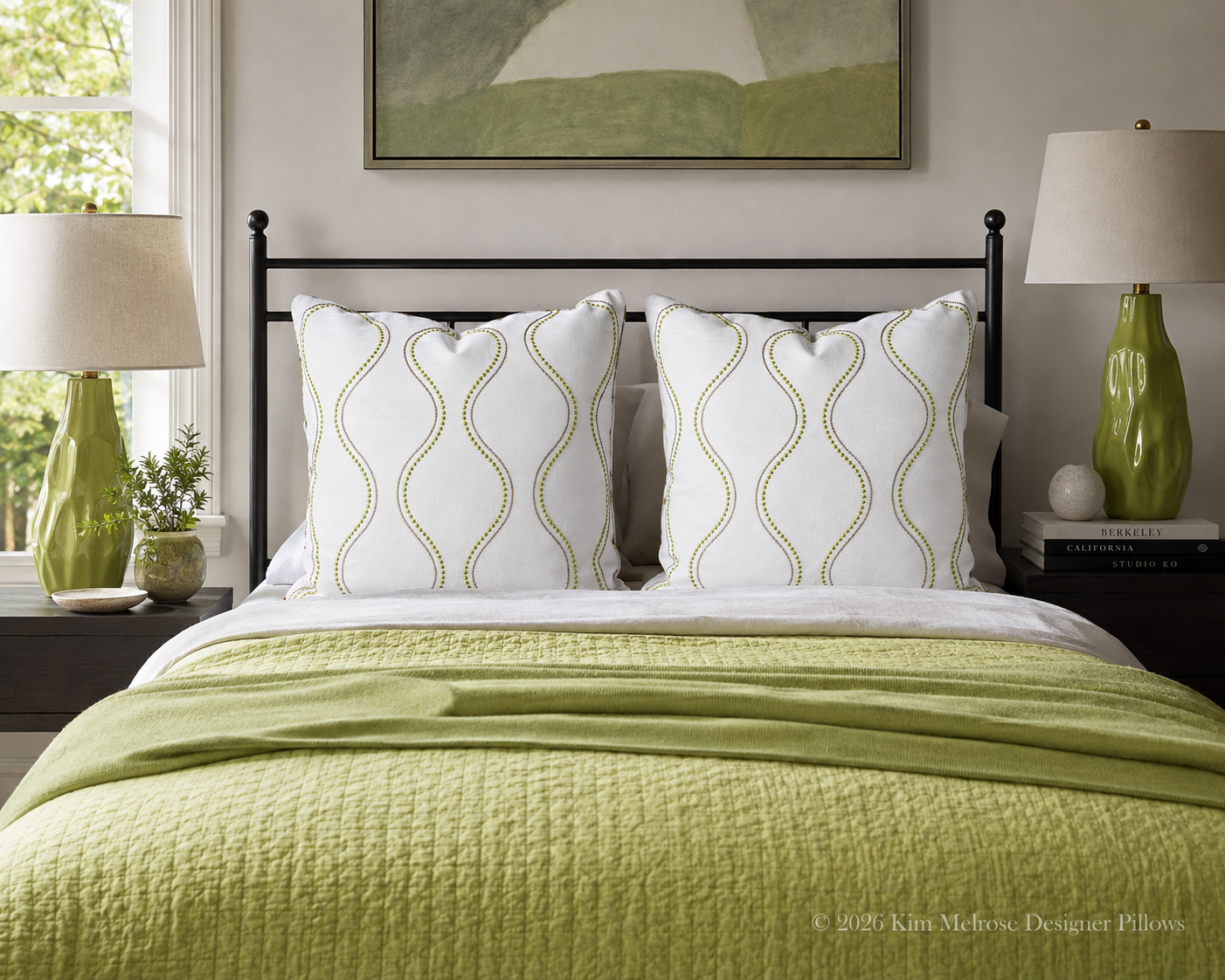 Luxury Pillow – 24" × 24" – String of Pearls
