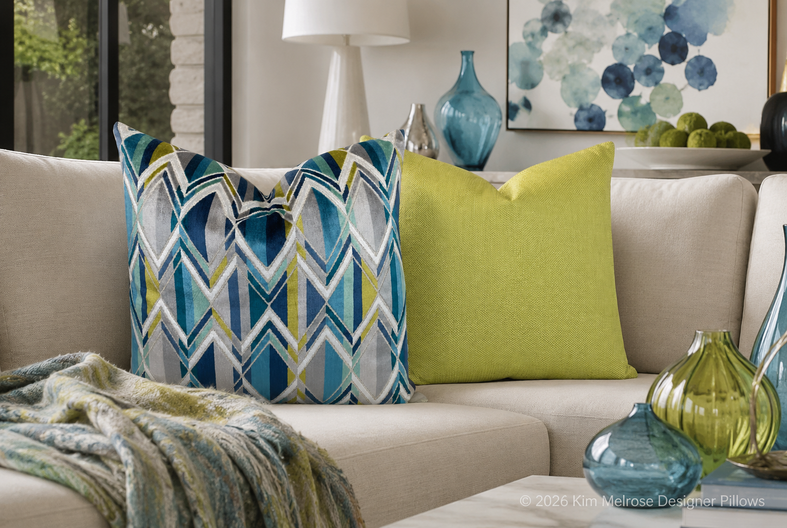 Luxury Pillow – 24" × 24" – Facet Ocean