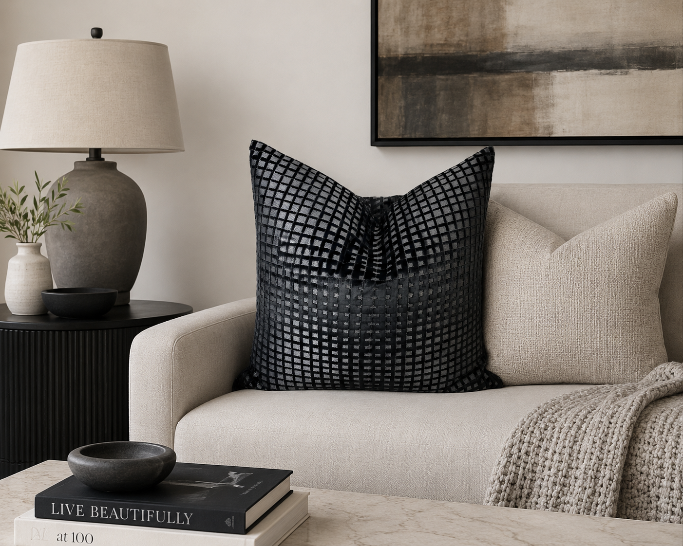 Luxury Pillow – 24" × 24" – Success Onyx