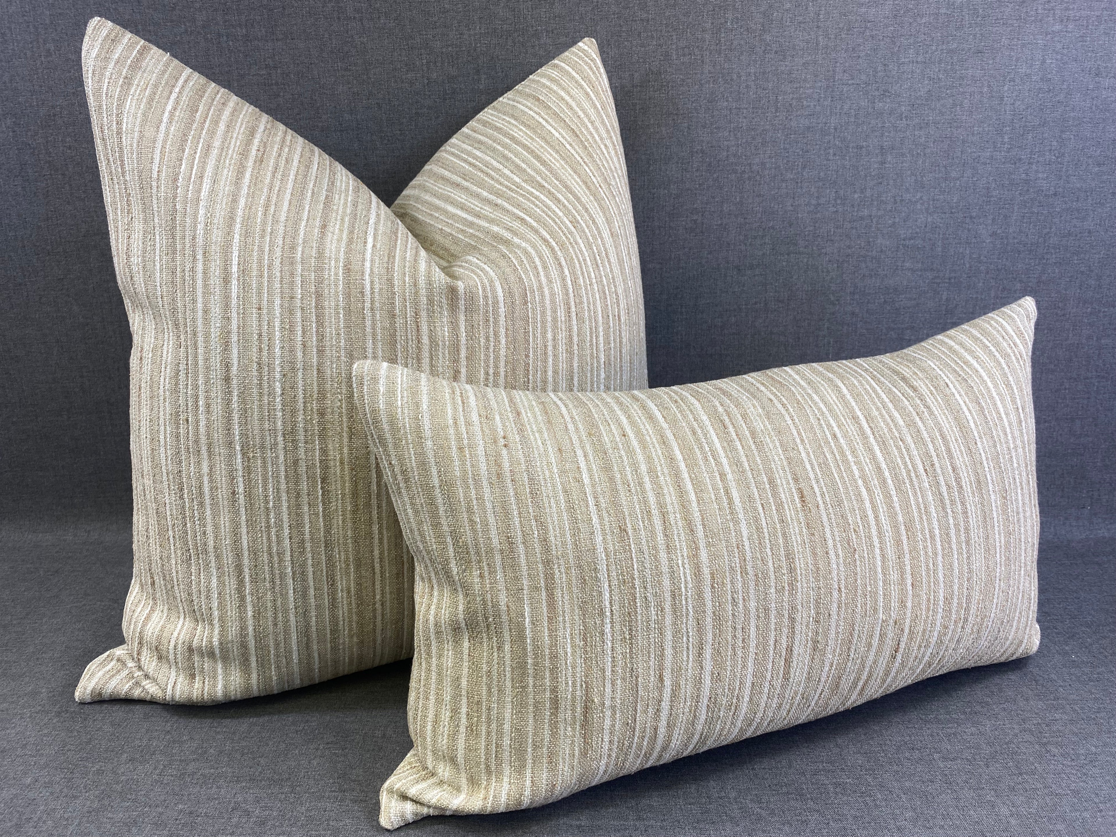 Luxury Pillow - 24" x 24" - Wheatfield