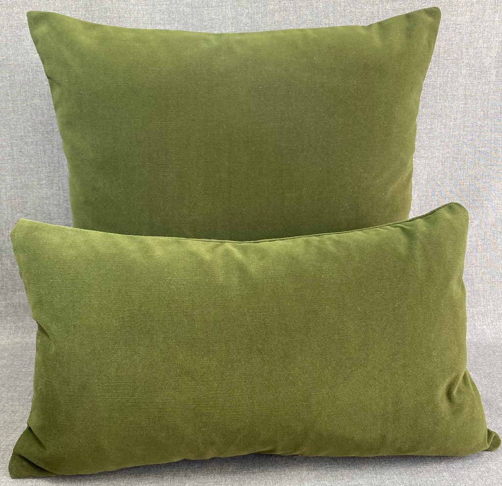 Luxury Pillow – 24" × 24" – Belvedere Forest