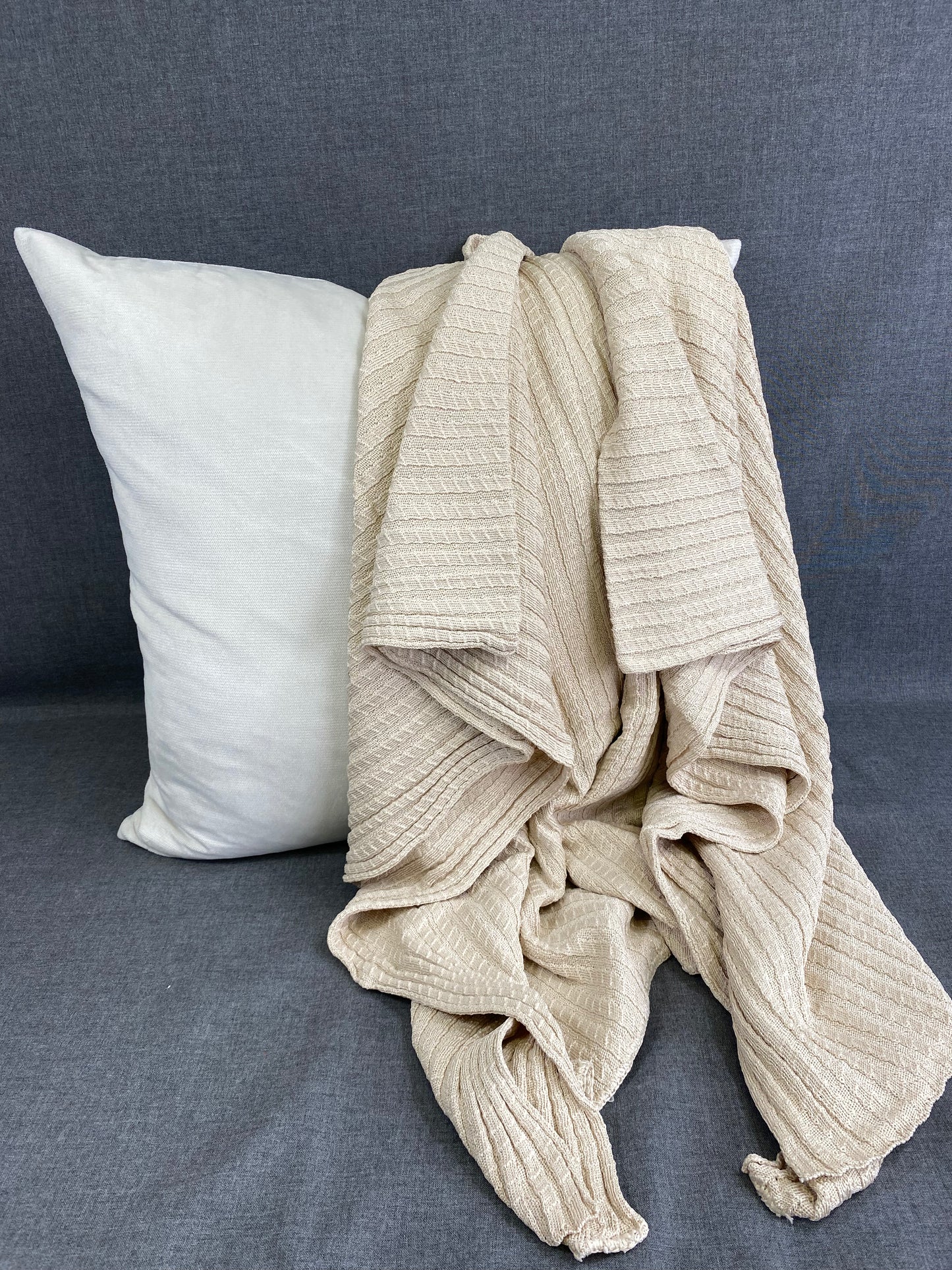 Luxury Knit Throw - 45" x 70" - Westport Linen; Bulky Knit Throw