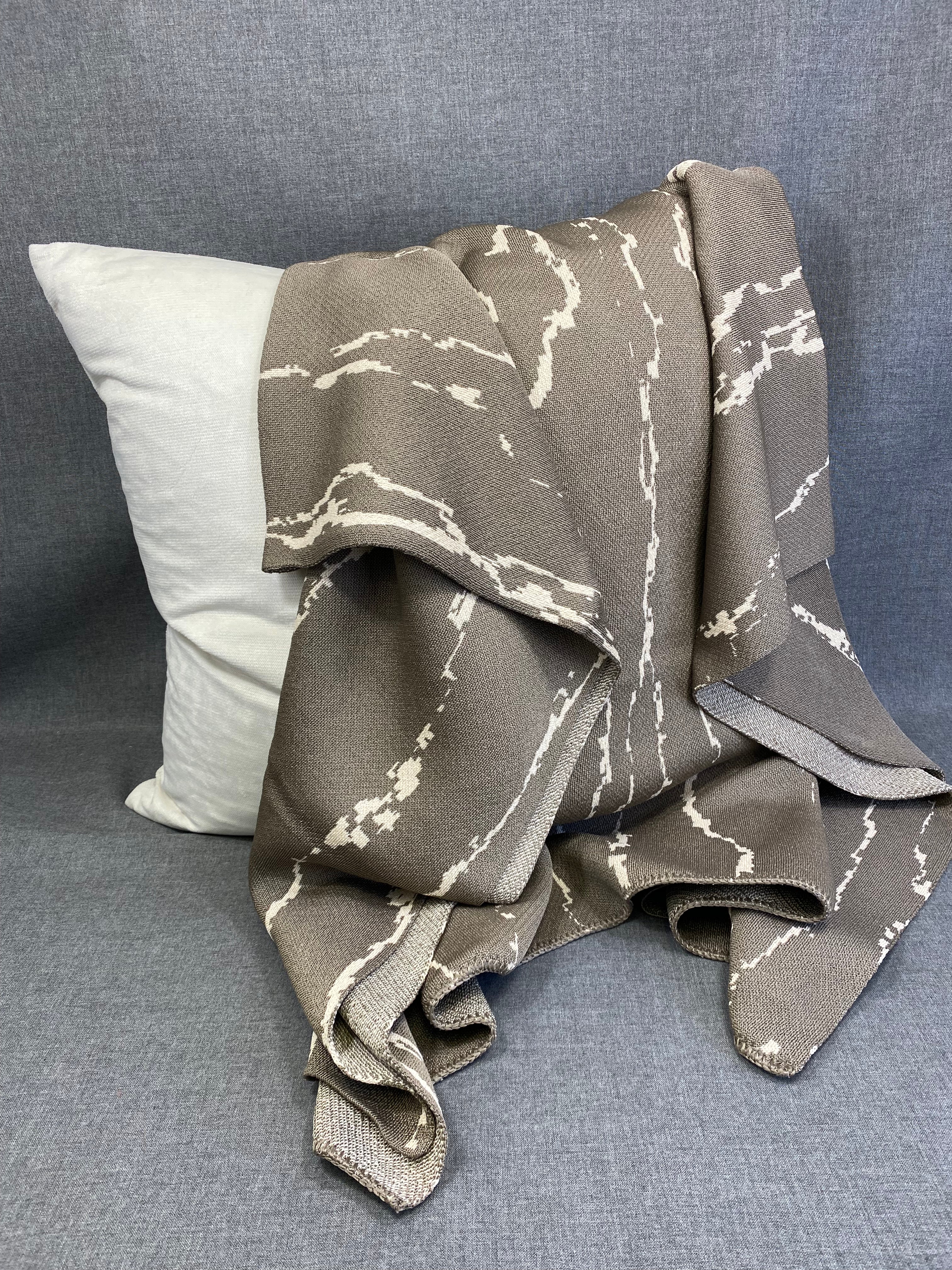 Toledo Mink Indoor/Outdoor Throw 45" x 70"