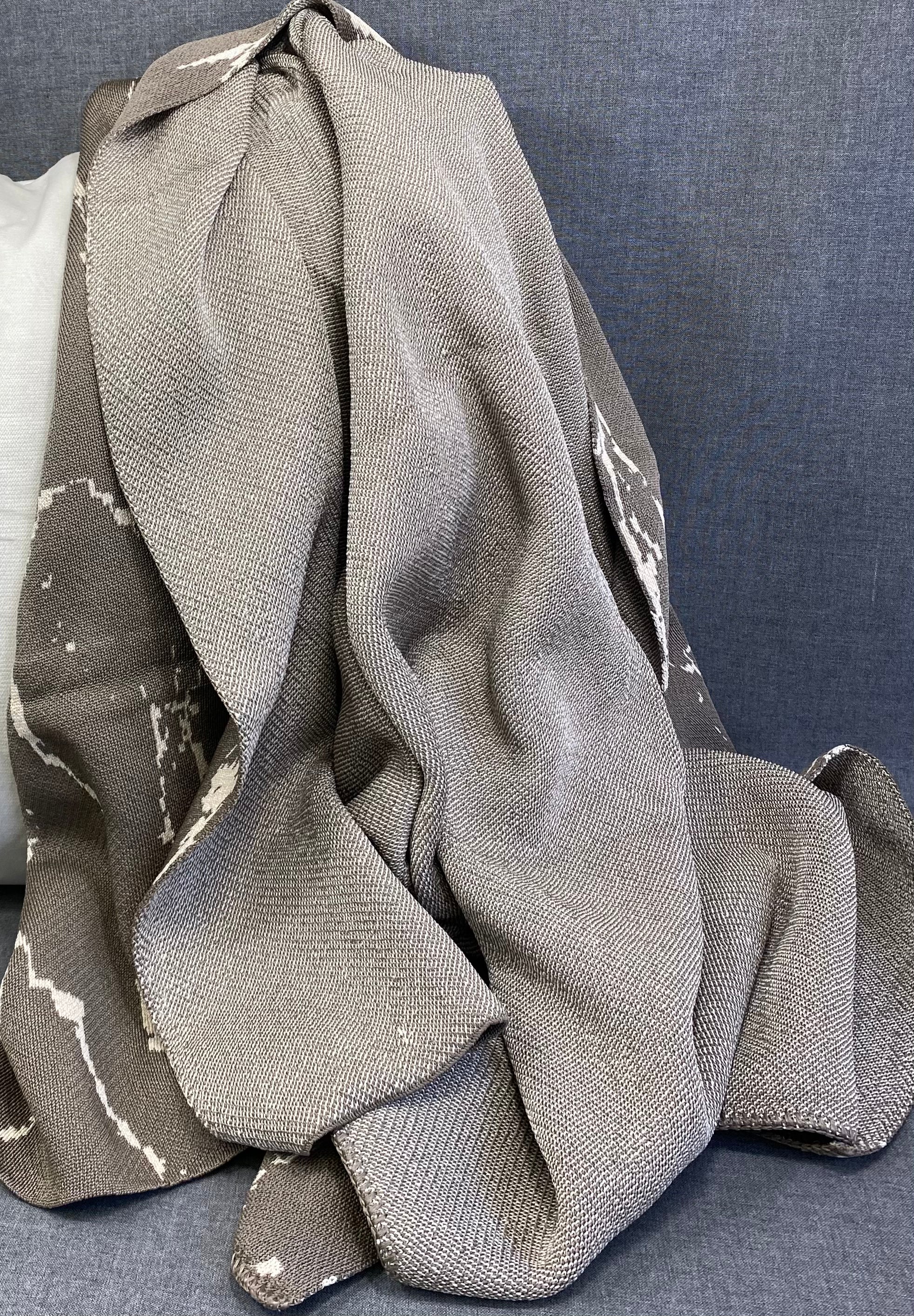 Luxury Throw – 45" × 70" – Toledo Mink