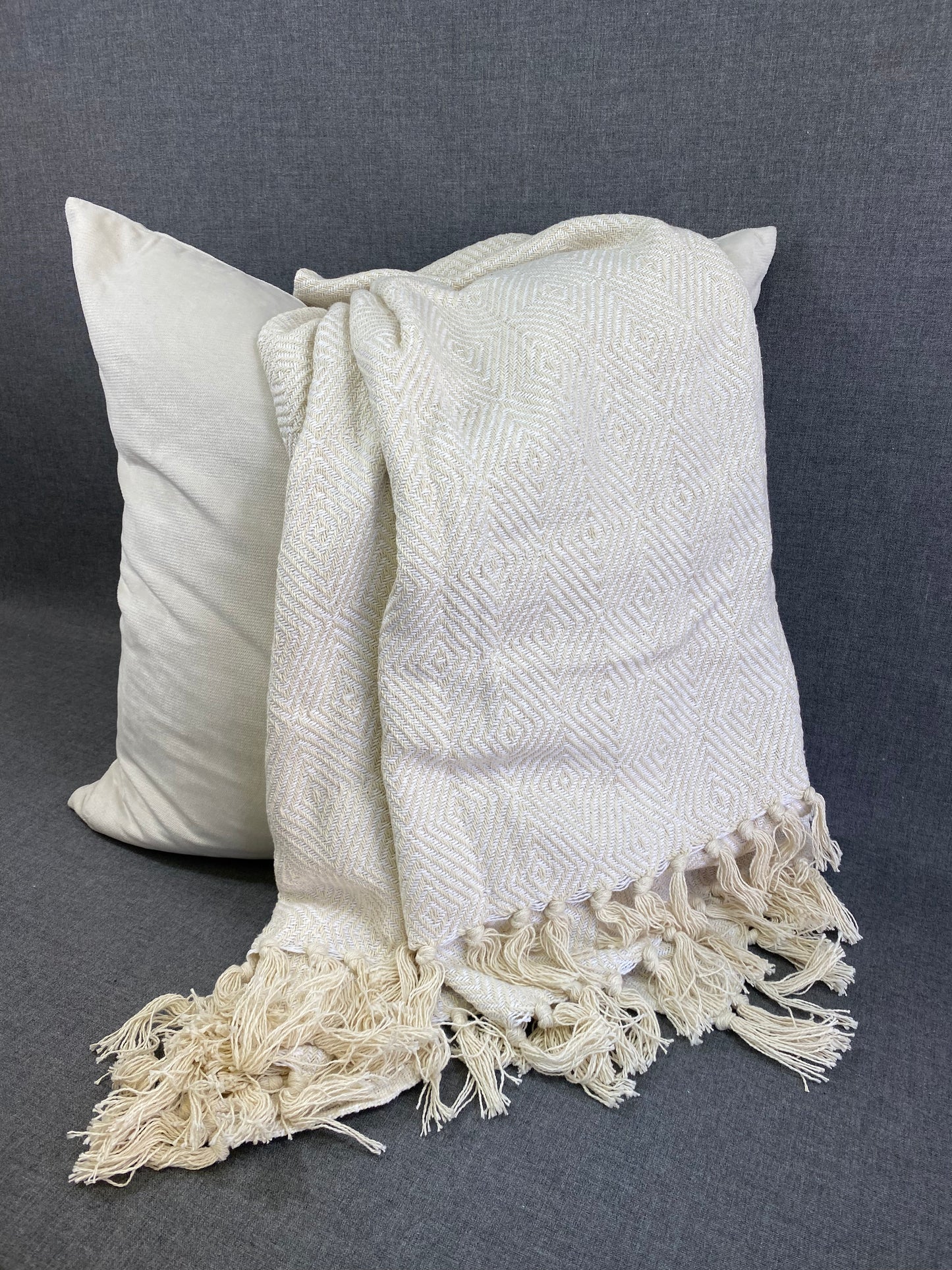 Soft Throw Diamond Weave-Ivory- 50"X60"