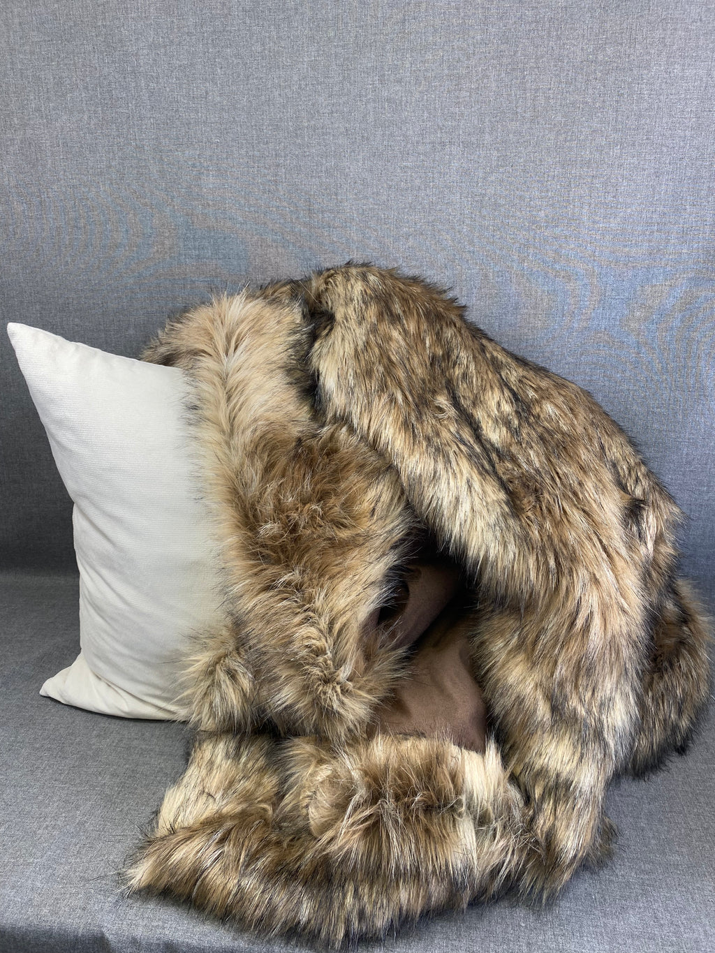 Coyote Throw 54" x 72"