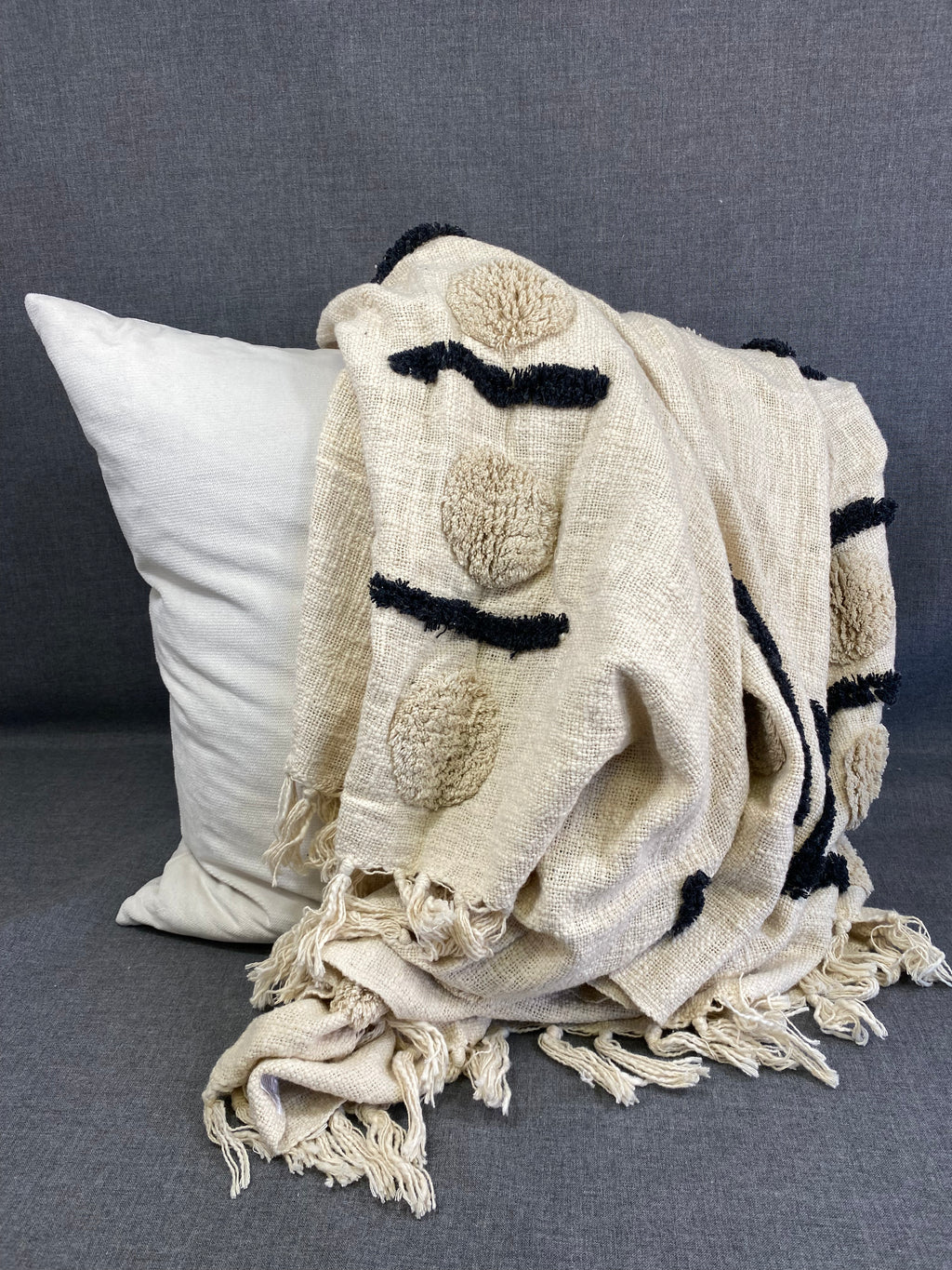 Dash Dotted Tufted Throw 50"X60"