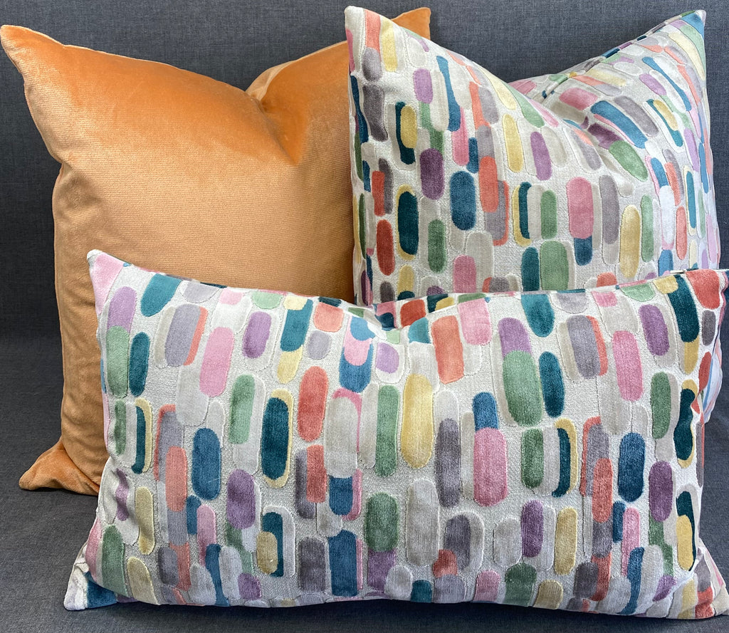 Luxury Pillow – 24" × 24" – Modern Confetti