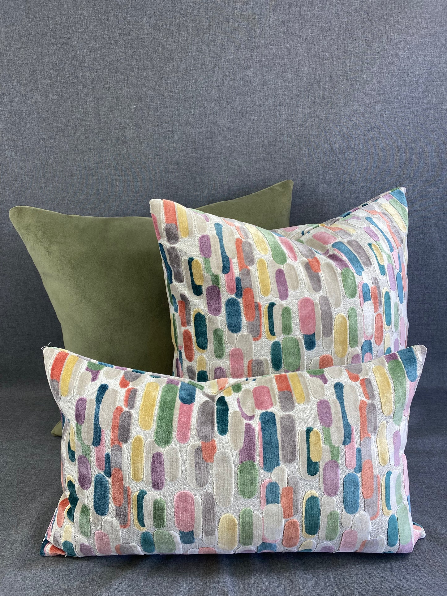 Luxury Pillow -  24" x 24" -  Modern Confetti