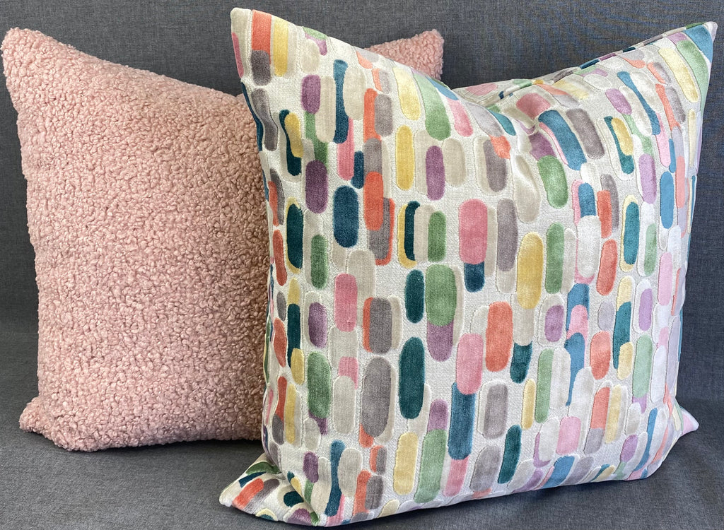 Luxury Pillow – 24" × 24" – Modern Confetti