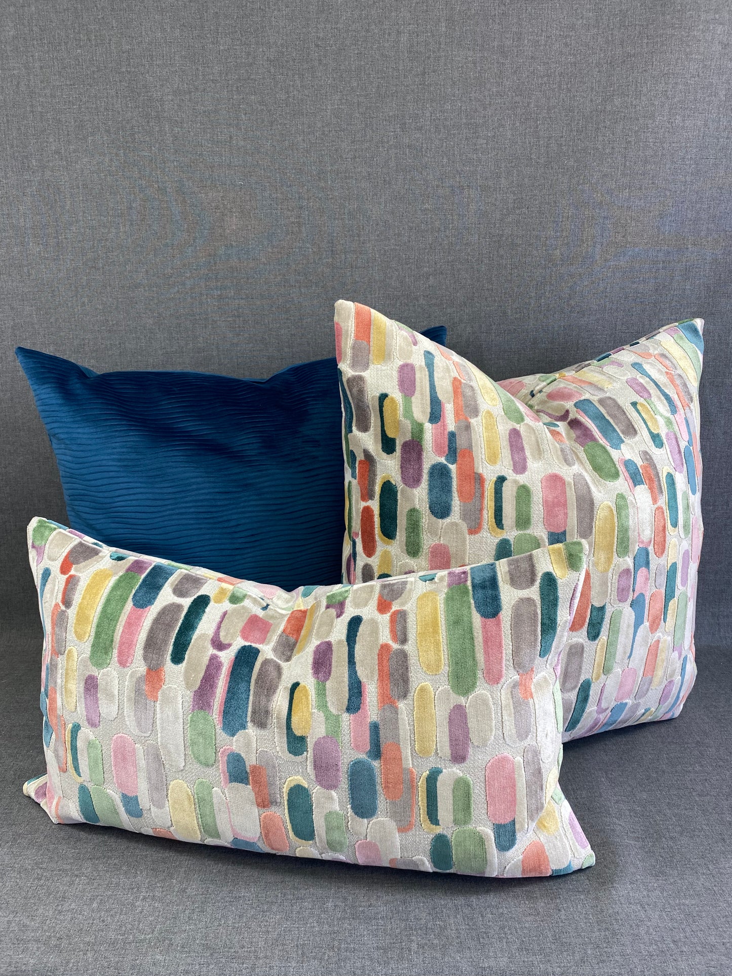 Luxury Pillow -  24" x 24" -  Modern Confetti