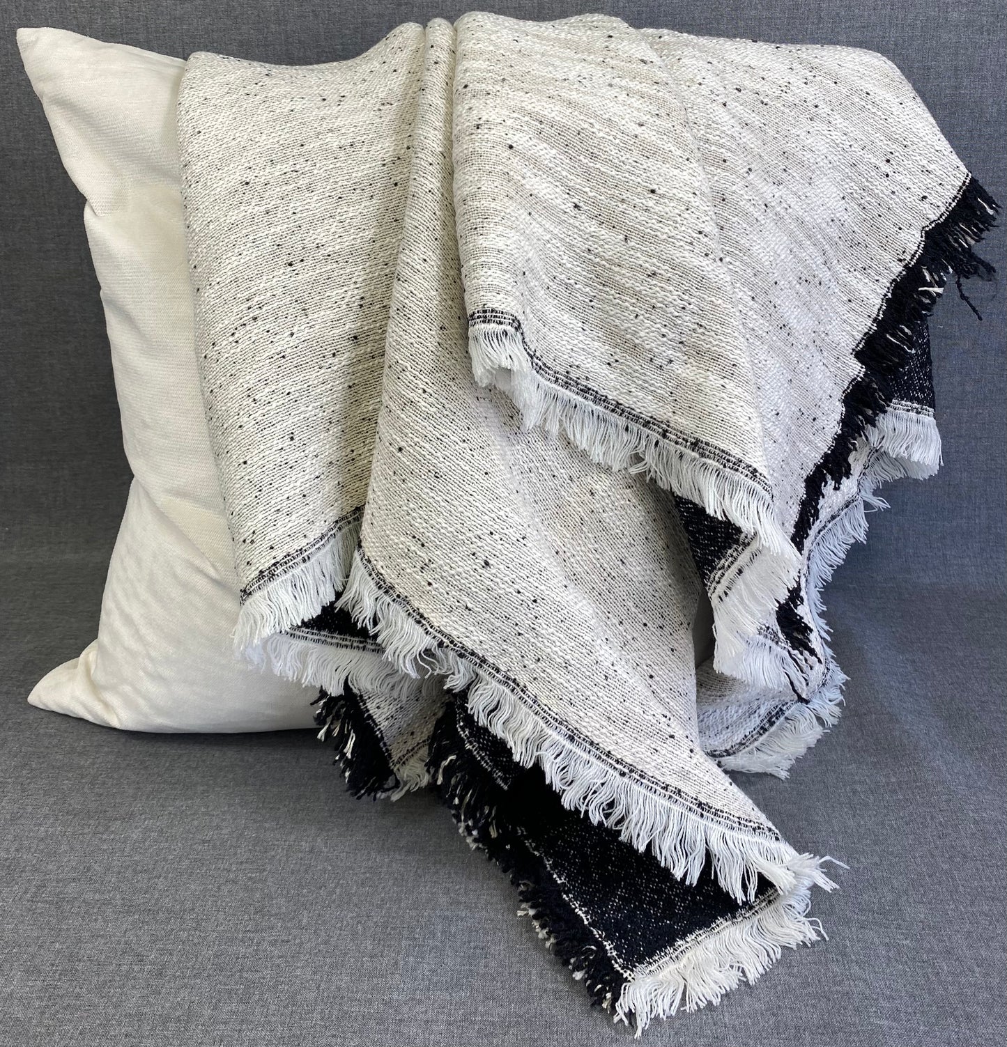 Reversible Throw-Black/White- 50"X60"