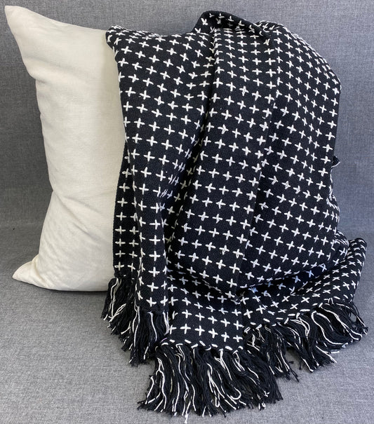 Cross Thread Throw-Black/White- 50"X60"