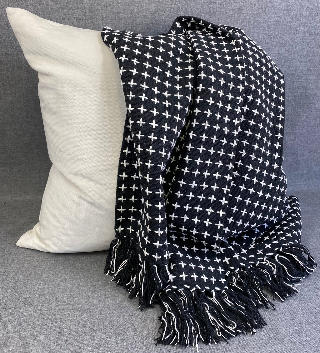 Cross Thread Throw-Black/White- 50"X60"