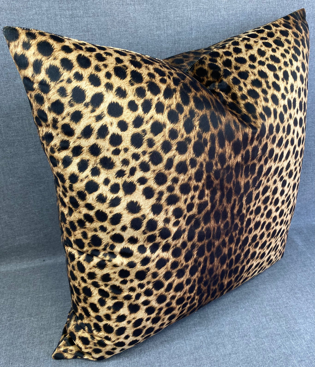 Luxury Pillow -  24" x 24"- Lupe's Leopard