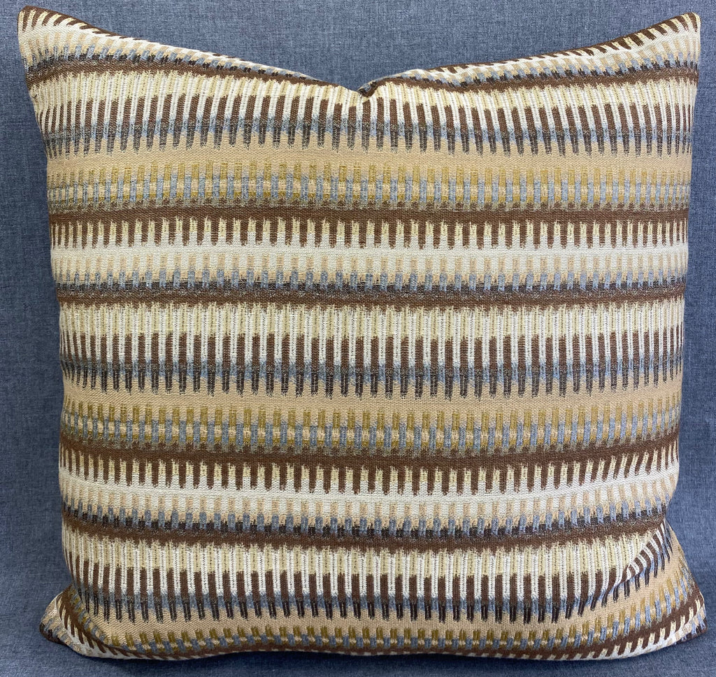 Luxury Pillow – 24" × 24" – Desert Dune