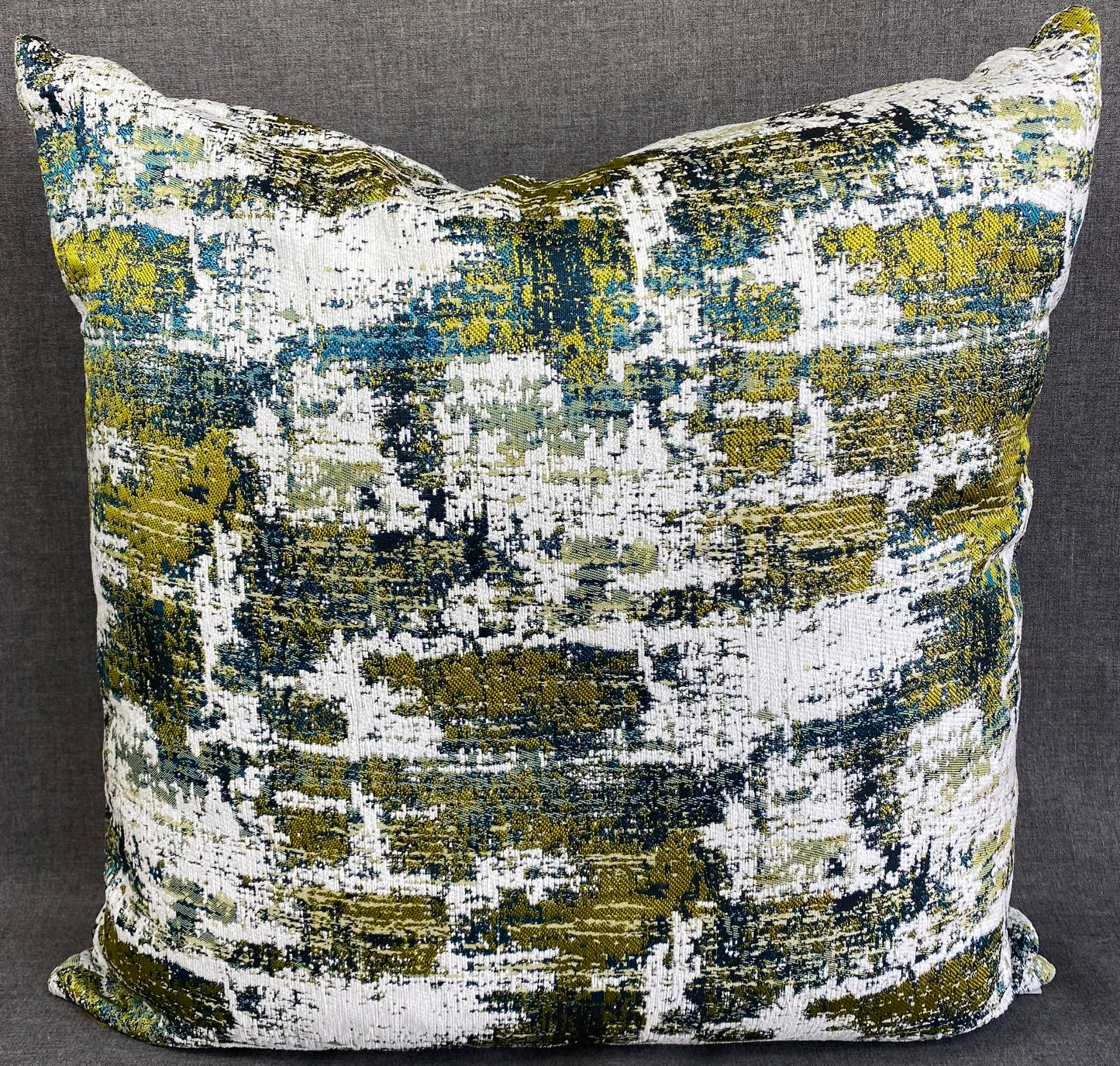 Luxury Pillow - 24" x 24" - Textural Amazon