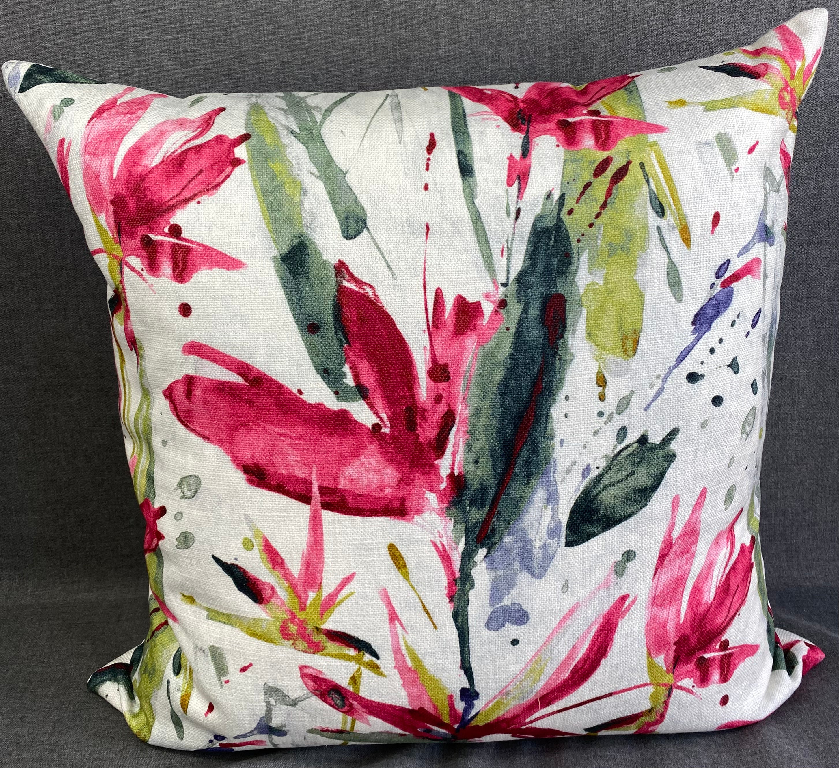 Luxury Pillow - 24” x 24” - Marlot - Fucshia
