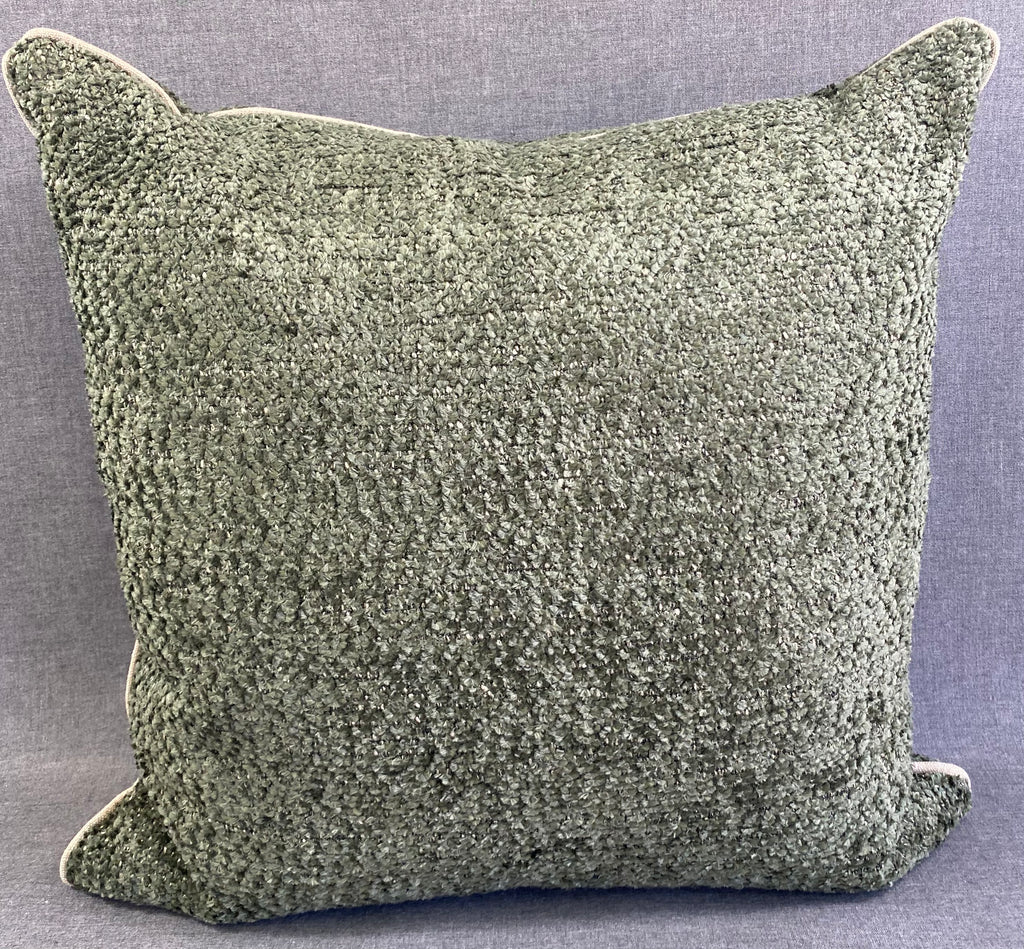 Knubby Moss 24"x24" Luxury Pillow