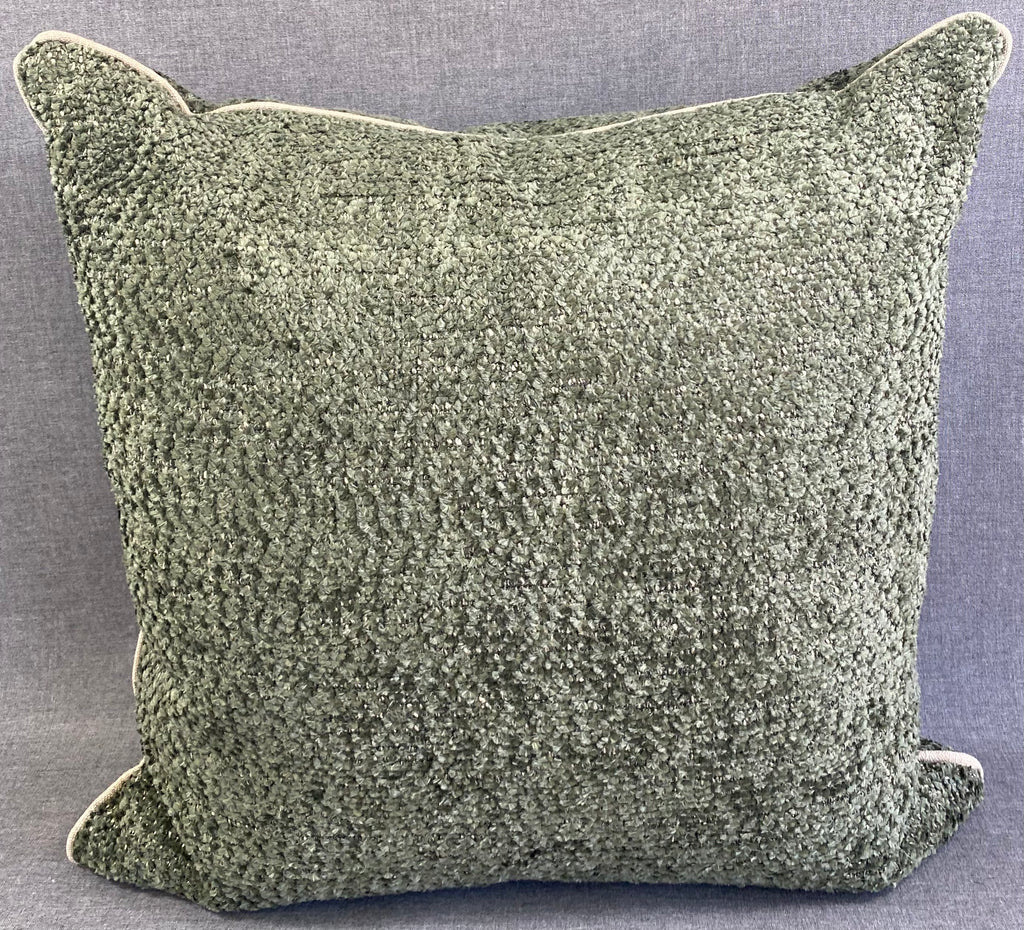 Knubby Moss 24"x24" Luxury Pillow