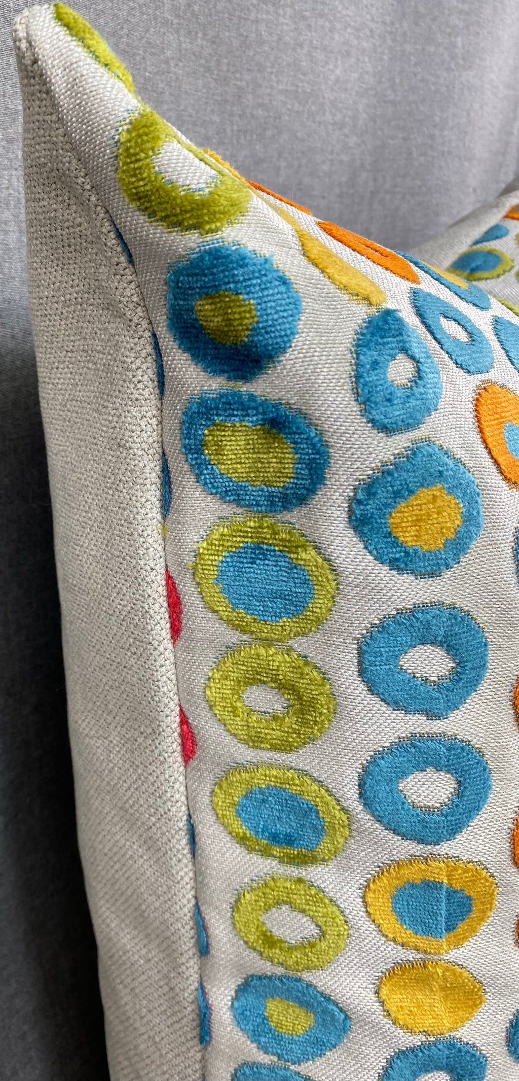 Luxury Pillow -  24" x 24" -  Simetra